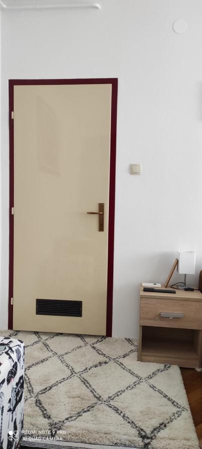 Tp Apartman 1 Krizevci Ngoại thất bức ảnh