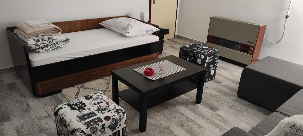 Tp Apartman 1 Krizevci Ngoại thất bức ảnh