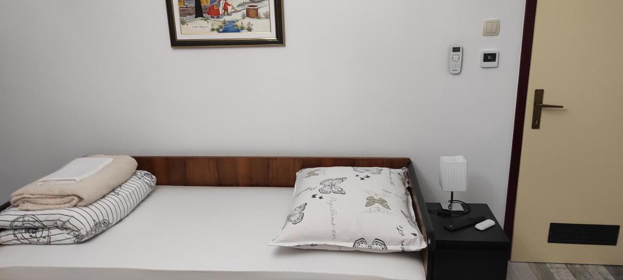 Tp Apartman 1 Krizevci Ngoại thất bức ảnh